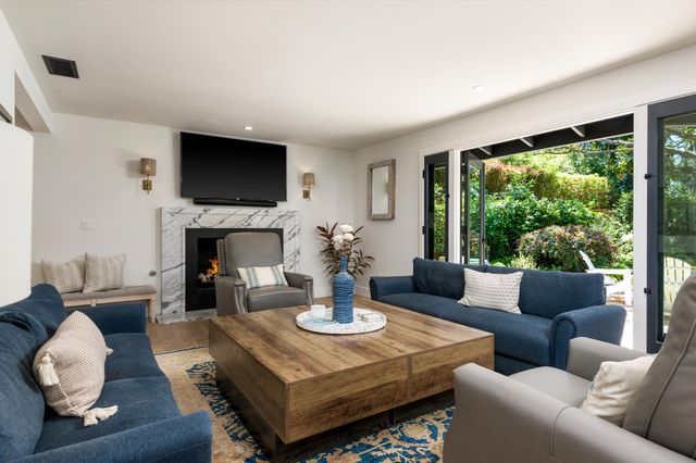 $6,385,000 | 135 Pomar Lane, Montecito, CA 93108