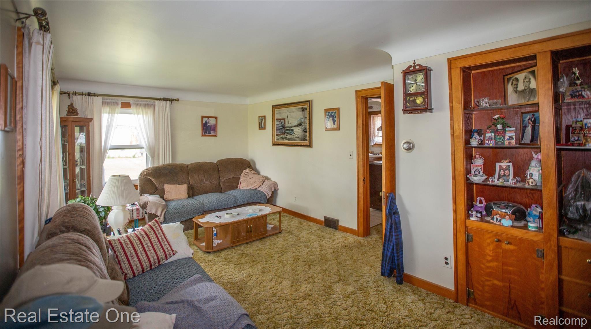 5387 Bricker Road Croswell, MI 48422 - Photo 7 of 26 0S4A4493.jpg