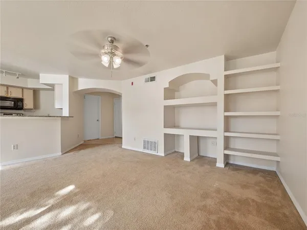 $175,000 | 7210 Westpointe Boulevard, Unit 1325, Orlando, FL 32835