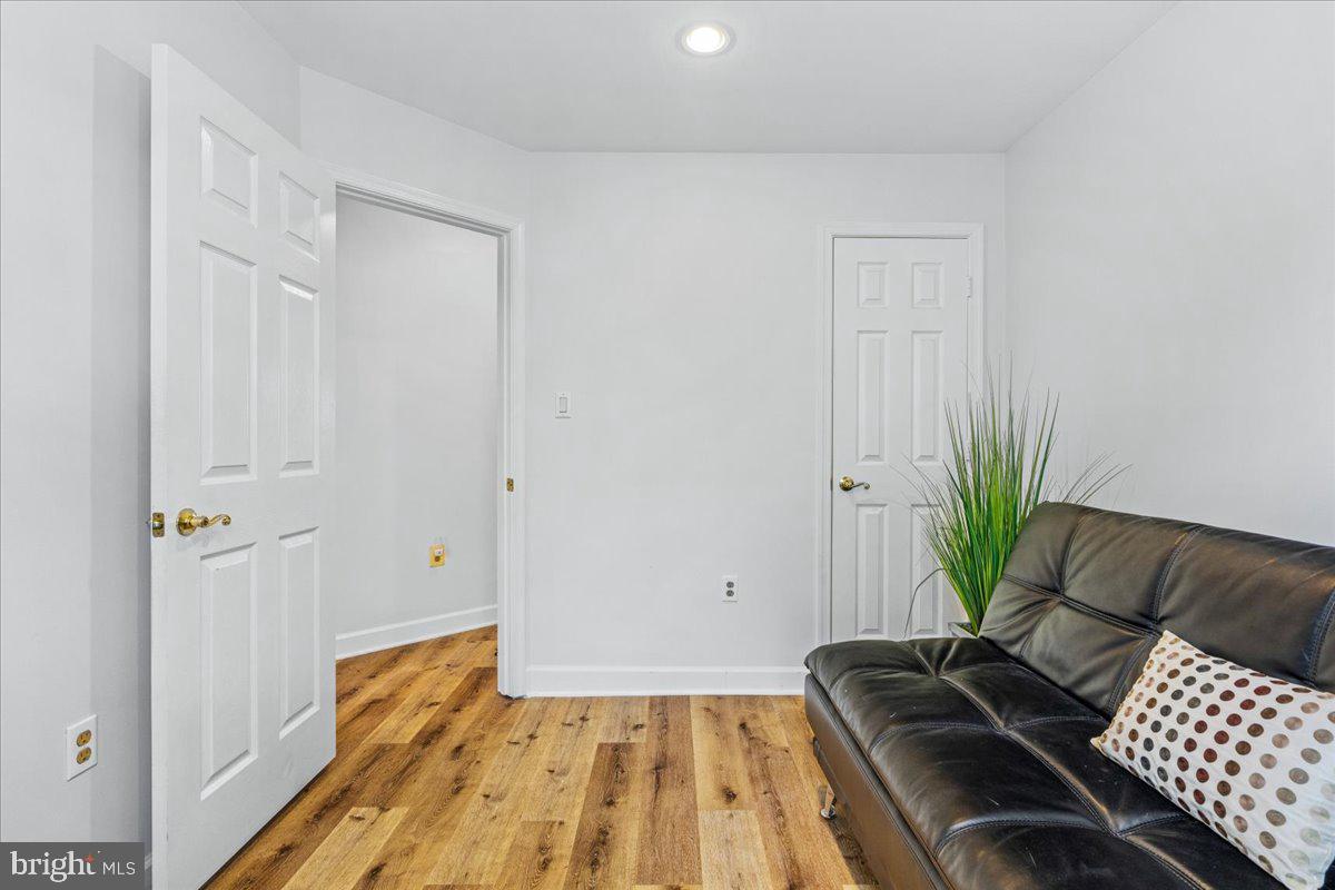 9245 Ridgefield Circle Frederick, MD 21701 - Photo 26 of 53 Bedroom 3
