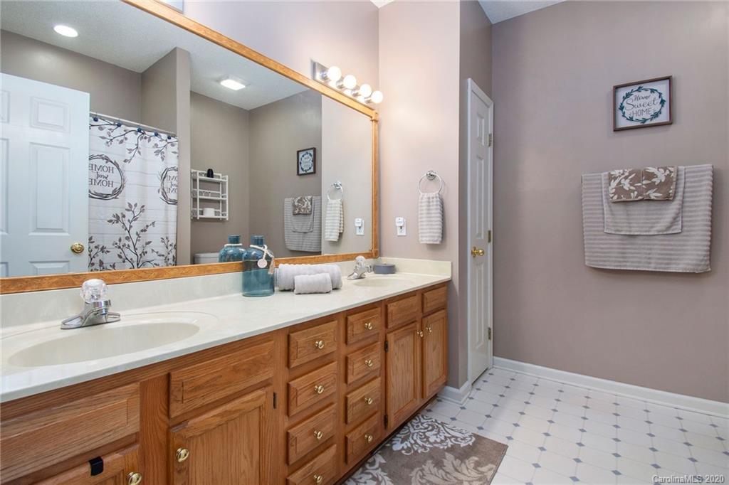 405 West Ridge Avenue Landis, NC 28088 - Photo 26 of 38 Gallery Image 26