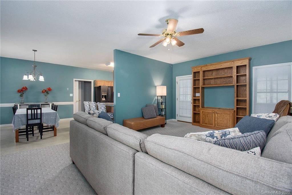 405 West Ridge Avenue Landis, NC 28088 - Photo 6 of 38 Gallery Image 6