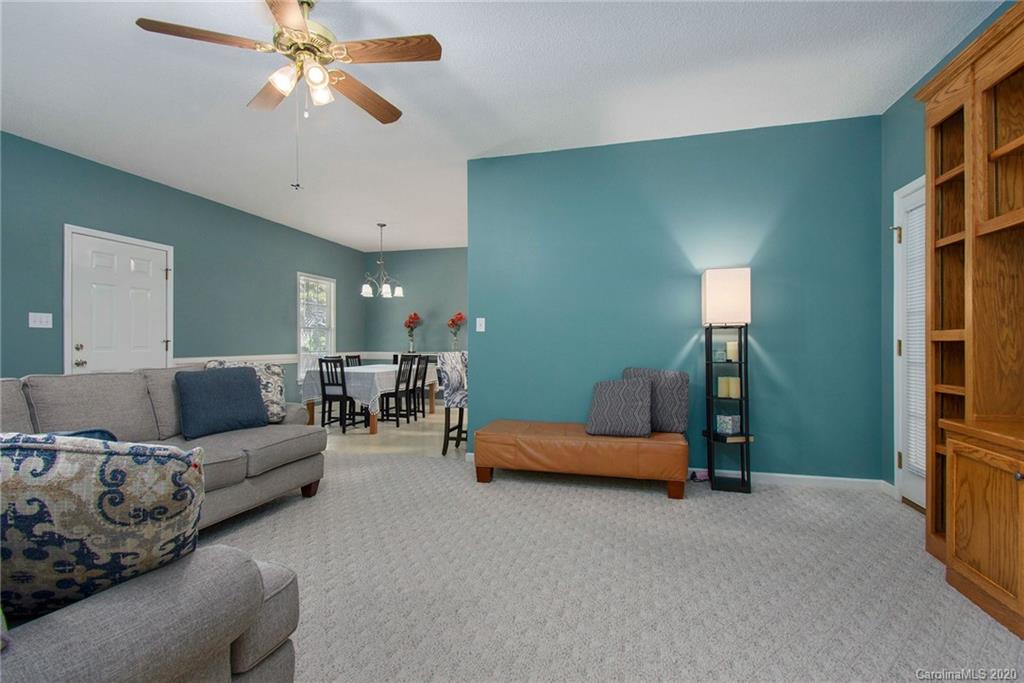 405 West Ridge Avenue Landis, NC 28088 - Photo 8 of 38 Gallery Image 8