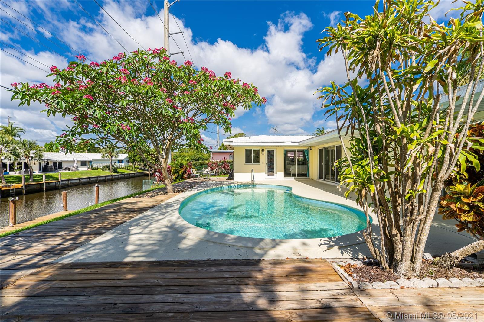 840 Southwest 7th Street Boca Raton, FL 33486 - Photo 2 of 55