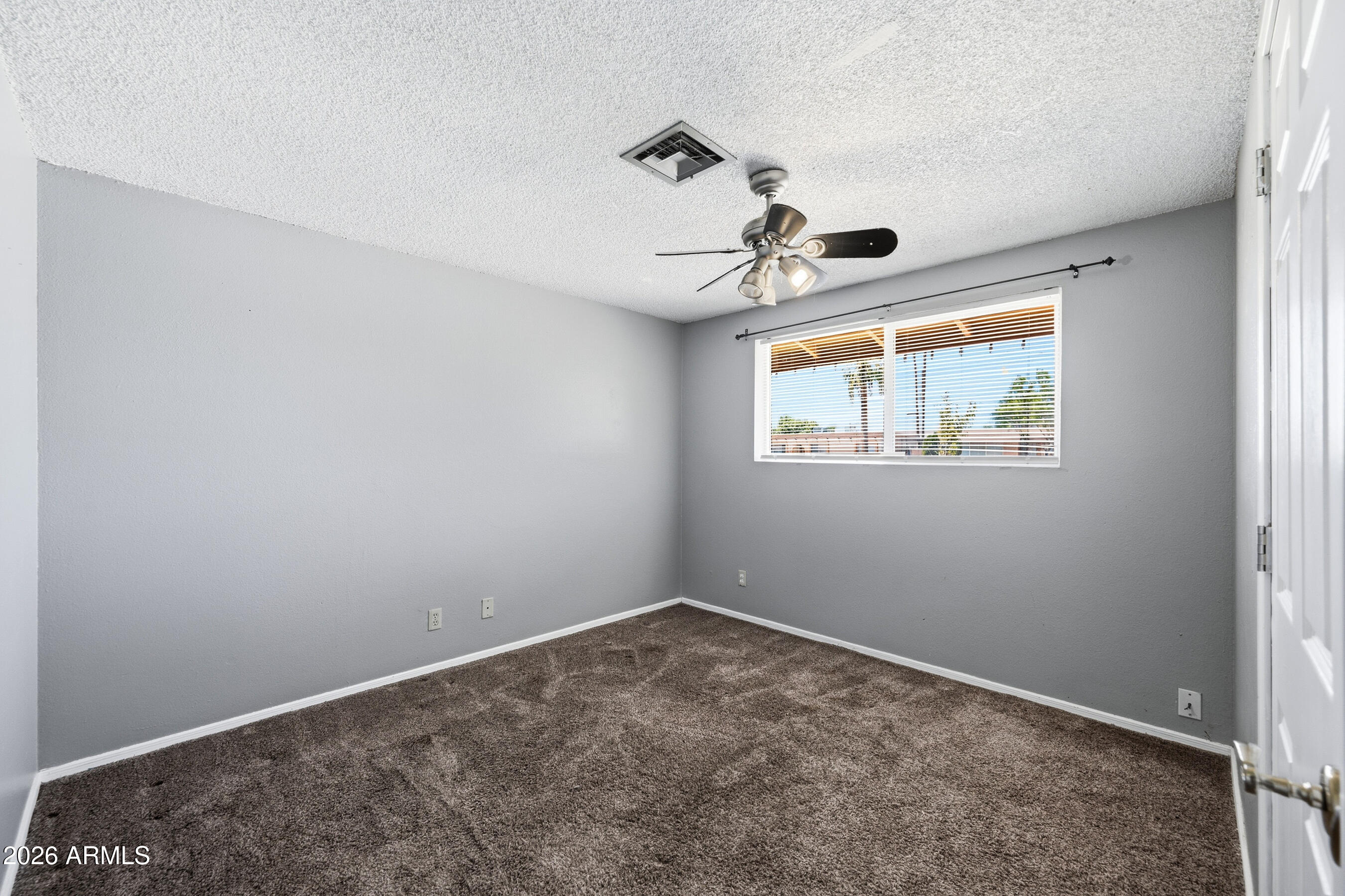 3737 West Griswold Road Phoenix, AZ 85051 - Photo 19 of 27 19-3737WGA-ocupix-
