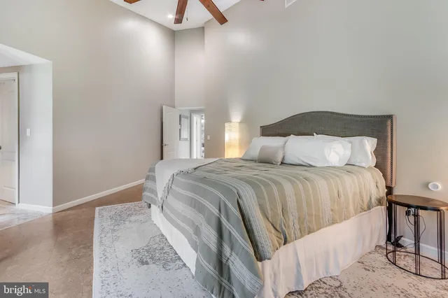 a view of house with a yard