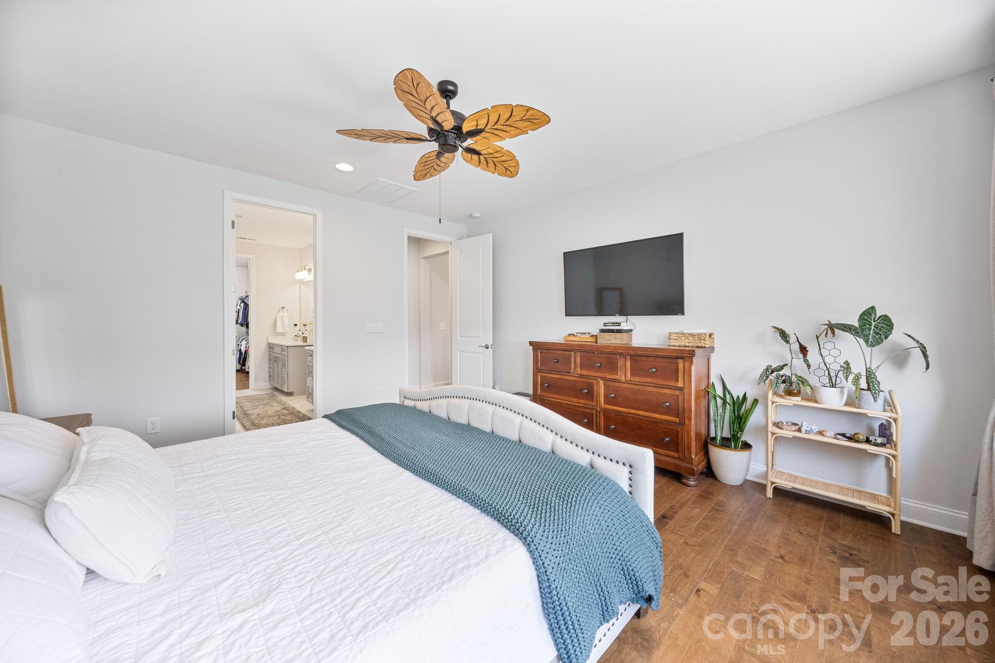 16139 Tulloch Road Charlotte, NC 28278 - Photo 8 of 41 Gallery Image 8