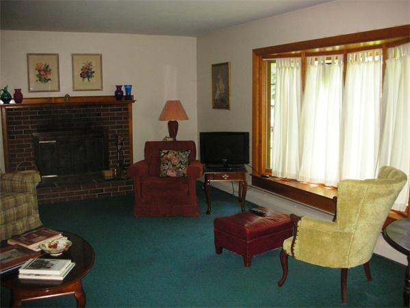 18 Radford Road Princeton, MA 01541 - Photo 3 of 10