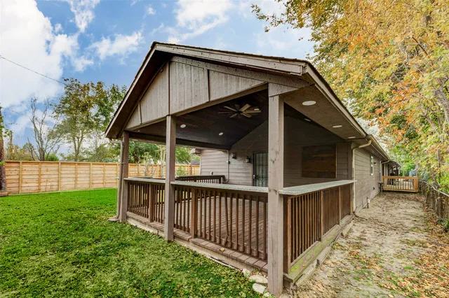 a view of backyard of house
