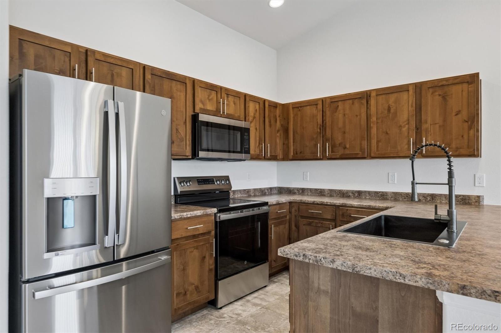 10218 19th St Road Greeley, CO 80634 - Photo 5 of 20