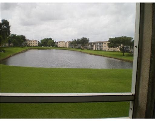 571 Fanshaw North, Unit 571 Boca Raton, FL 33434 - Photo 6 of 10 Additional Photo