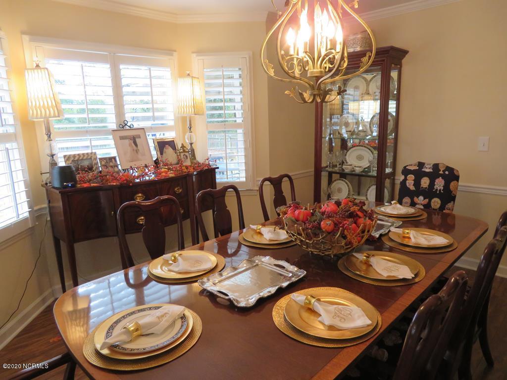 2402 Wild Turkey Road New Bern, NC 28562 - Photo 18 of 57 Formal Dining