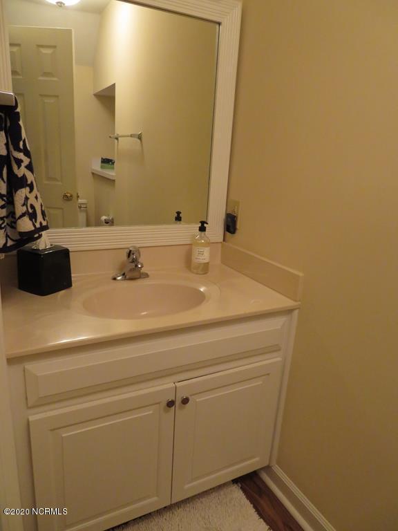 2402 Wild Turkey Road New Bern, NC 28562 - Photo 36 of 57 Bath #3