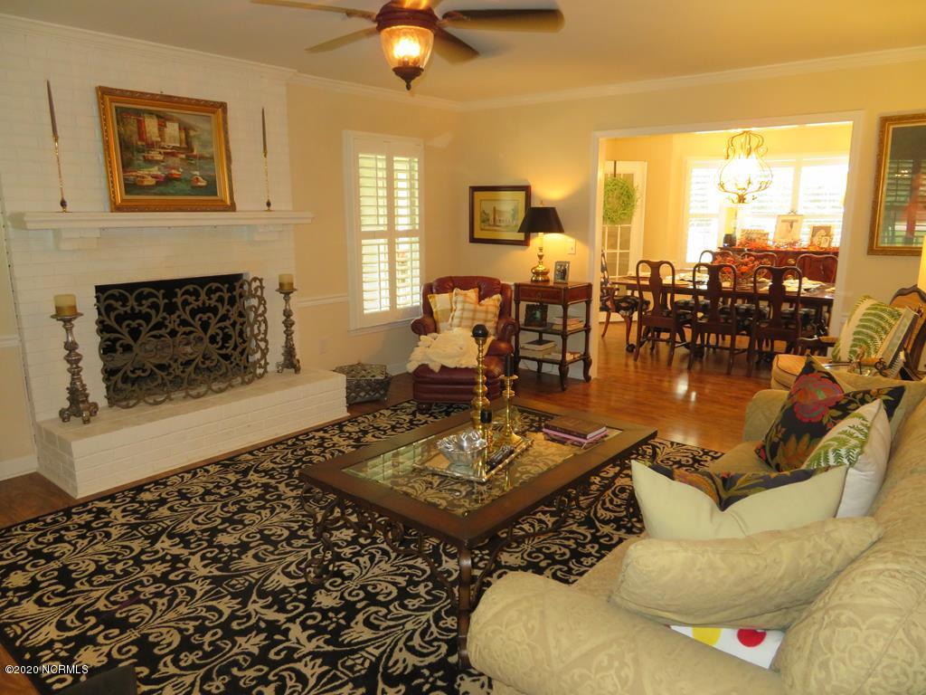 Spacious Living Room