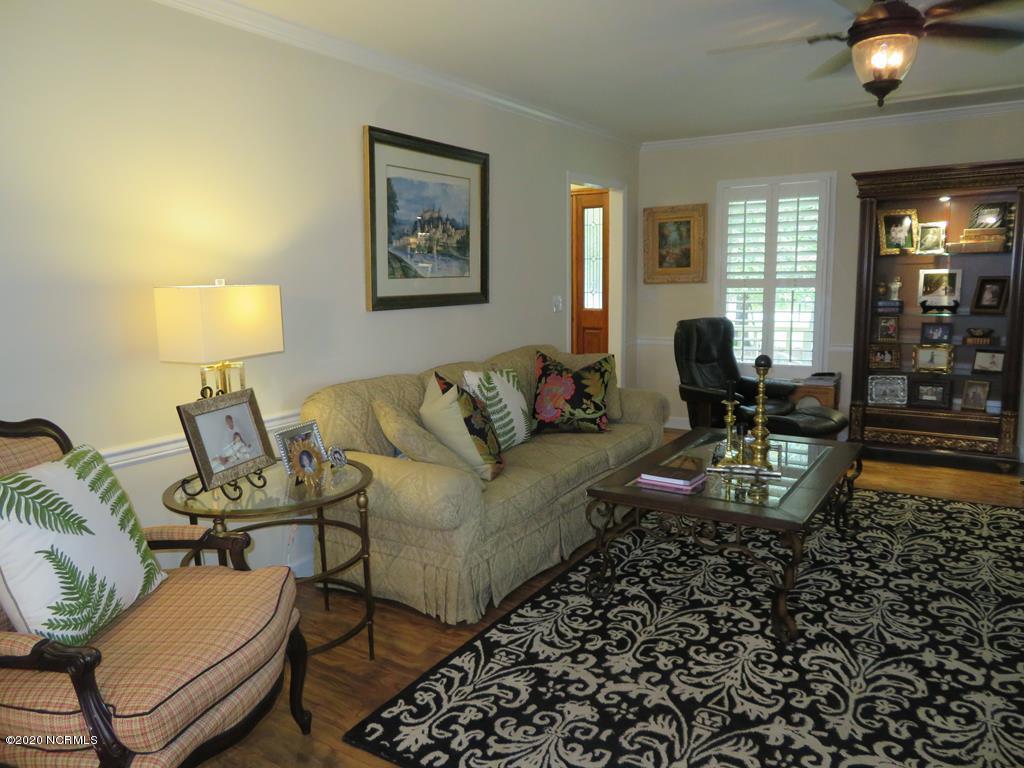 2402 Wild Turkey Road New Bern, NC 28562 - Photo 8 of 57 View 2