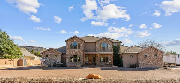 $1,700,000 | 1045 West Sapphire Drive, St. George, UT 84770