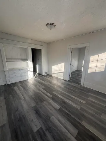 $1,300 | 2605 North 16th Street, Unit A, Milwaukee, WI 53206