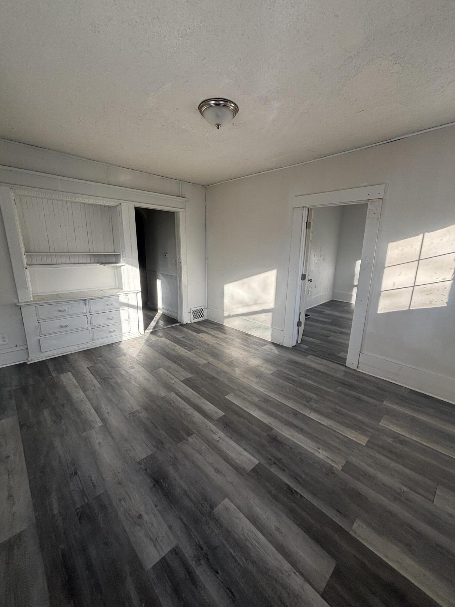 2605 North 16th Street, Unit A Milwaukee, WI 53206 - Photo 14 of 14 IMG_8228