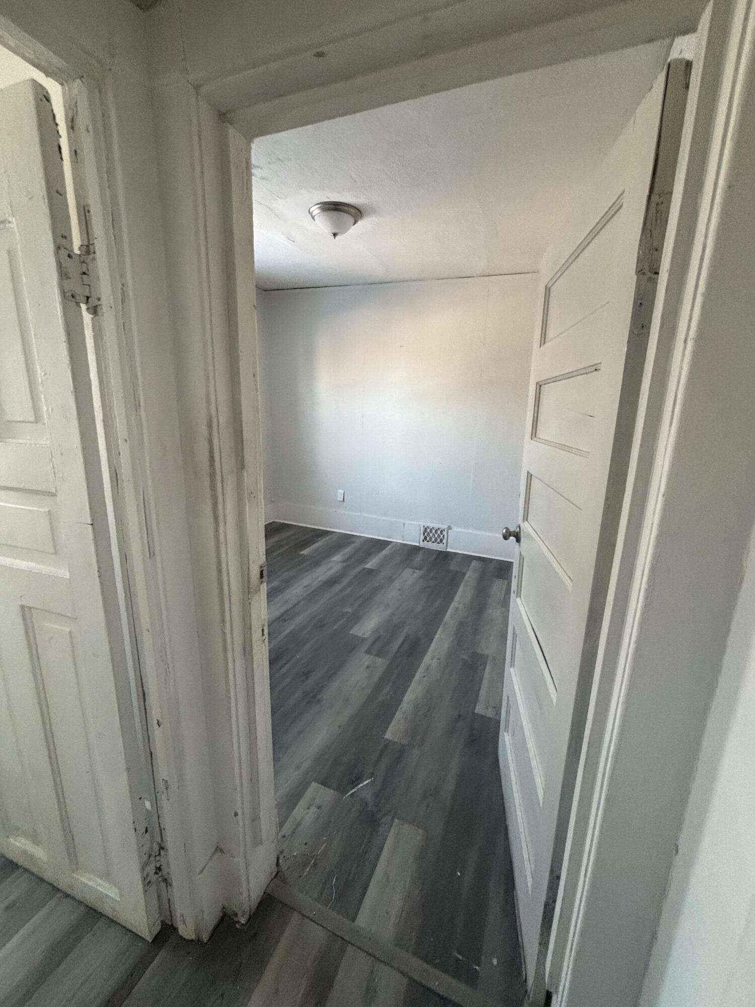 2605 North 16th Street, Unit A Milwaukee, WI 53206 - Photo 4 of 14 IMG_8226