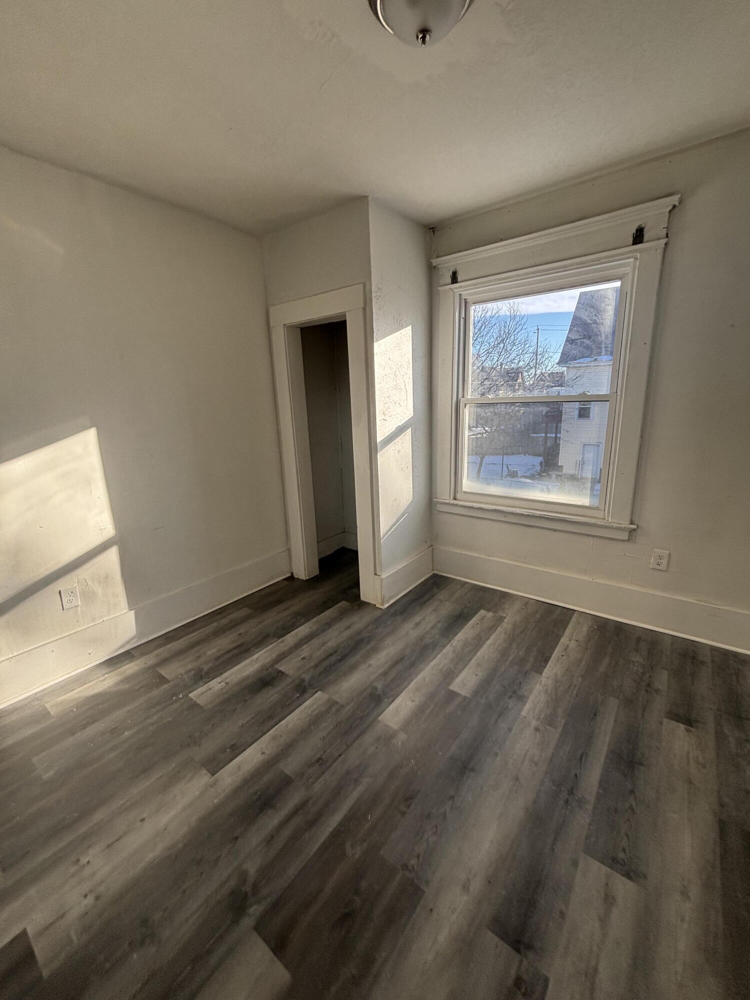 2605 North 16th Street, Unit A Milwaukee, WI 53206 - Photo 7 of 14 IMG_8229