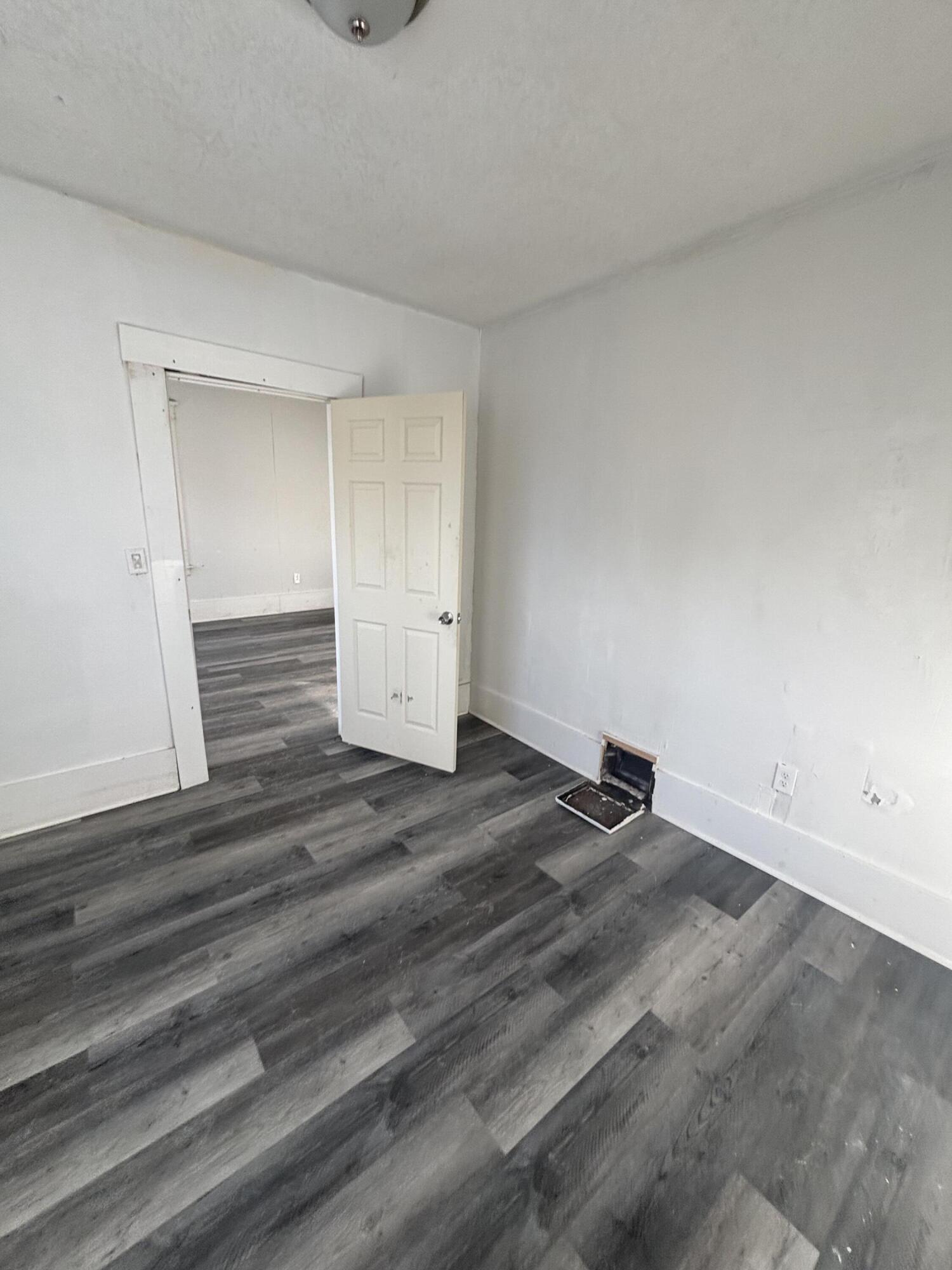 2605 North 16th Street, Unit A Milwaukee, WI 53206 - Photo 10 of 14 IMG_8212