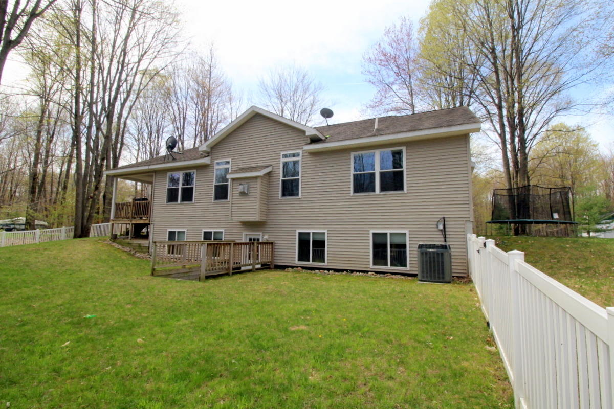 8562 Ridgeway Road Petoskey, MI 49770 - Photo 27 of 31 Gallery Image 27
