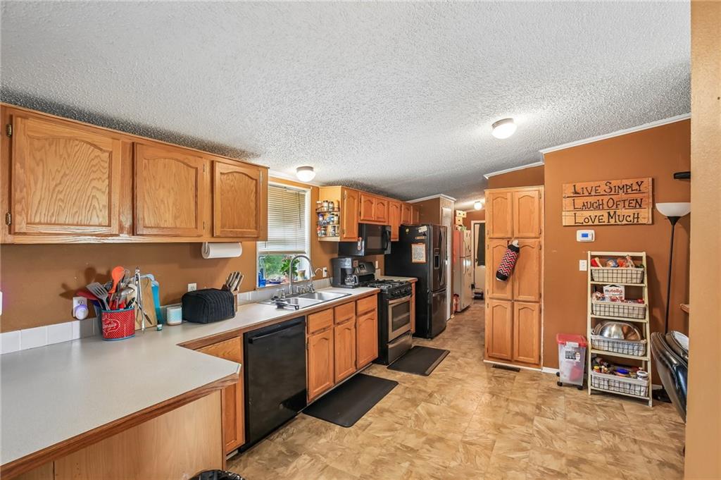 428 Southwest 850th Road Chilhowee, MO 64733 - Photo 10 of 37
