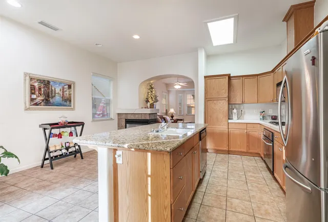 $450,000 | 3664 Vermont Lane, Clovis, CA 93619