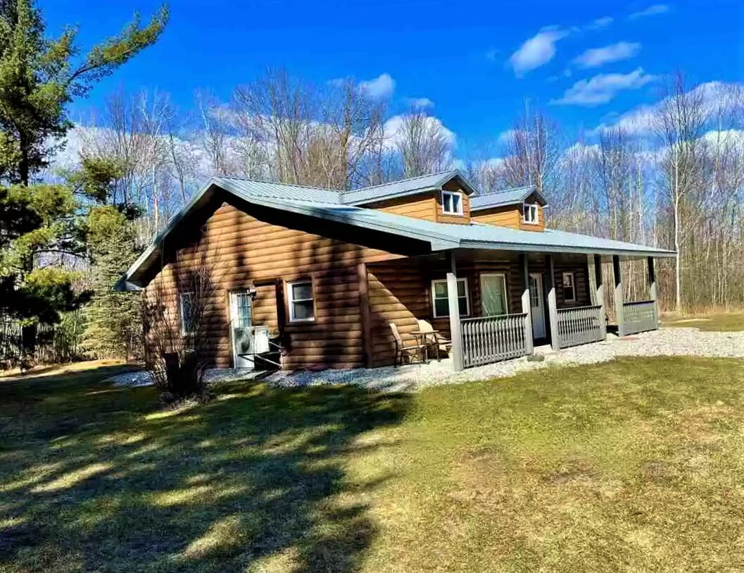 1762 3 Rivers Road Gladwin, MI 48624 - Photo 2 of 3 Gallery Image 2
