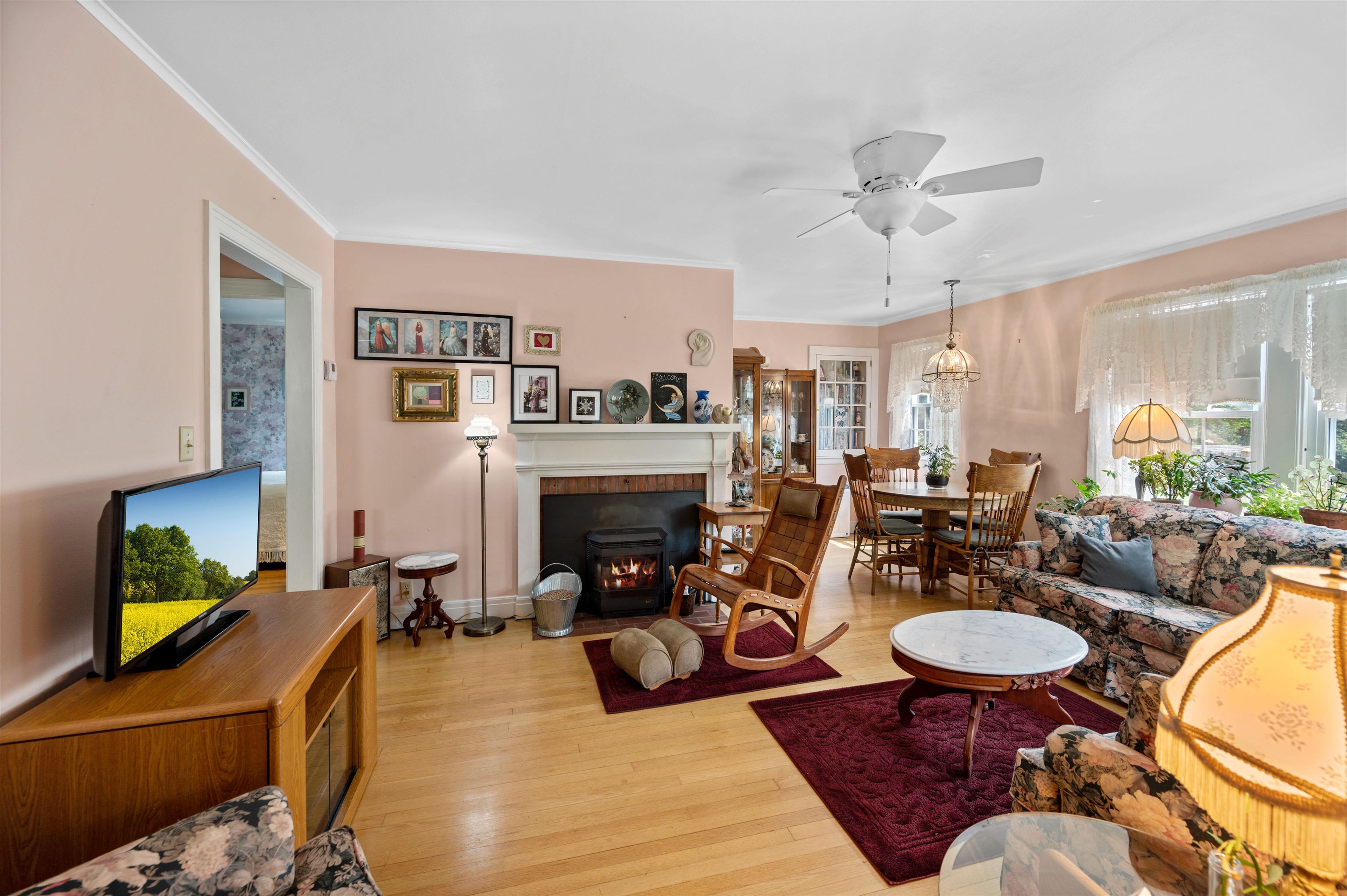 85 Franklin Street Barre, VT 05641 - Photo 18 of 37