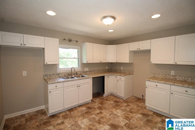 4188 Blackjack Road Trussville, AL 35173 - Photo 5 of 22