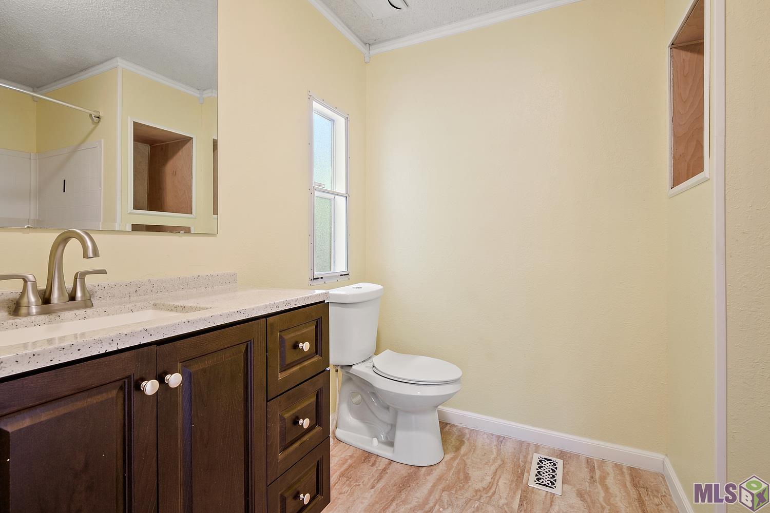 20419 Perrilloux Road Livingston, LA 70754 - Photo 6 of 10 Gallery Image 6