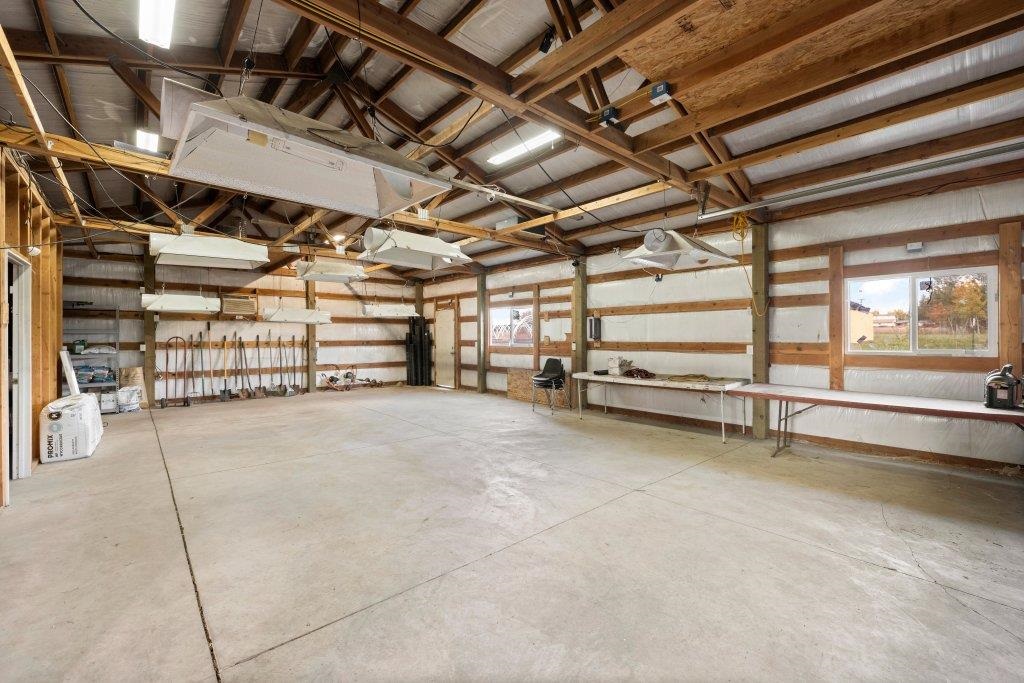 39110 North Grove Road Deer Park, WA 99006 - Photo 8 of 21