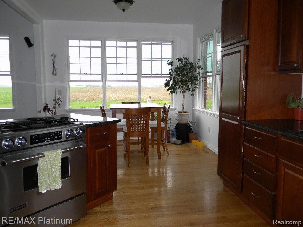 8846 Crofoot Road Fowlerville, MI 48836 - Photo 6 of 25 Stainless Appliances