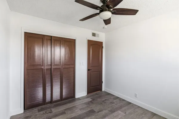 $399,000 | 1542 North Lemoore Avenue, Lemoore, CA 93245