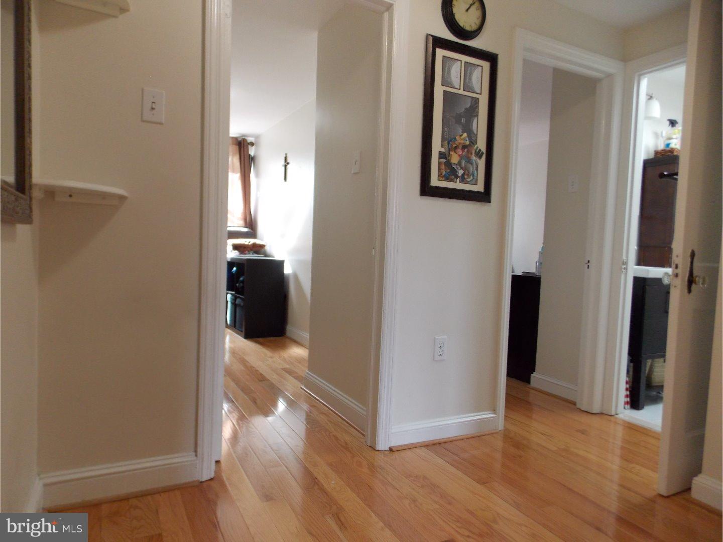5320 Delmar Road Clifton Heights, PA 19018 - Photo 11 of 25 Hallway