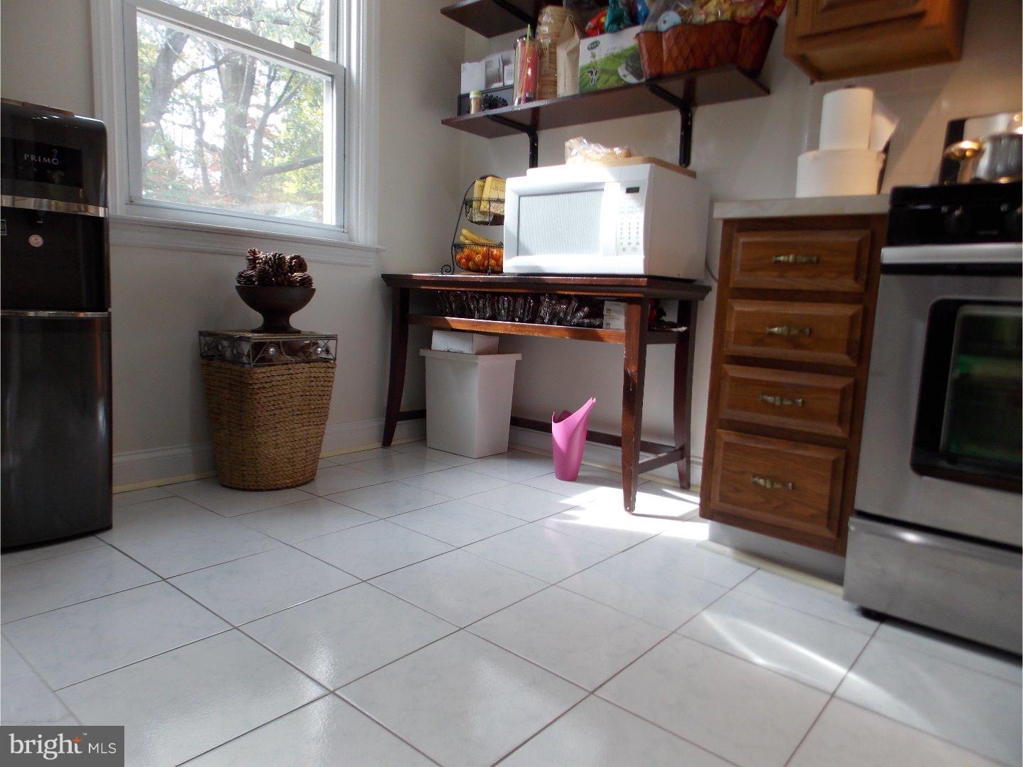 5320 Delmar Road Clifton Heights, PA 19018 - Photo 7 of 25 Kitchen