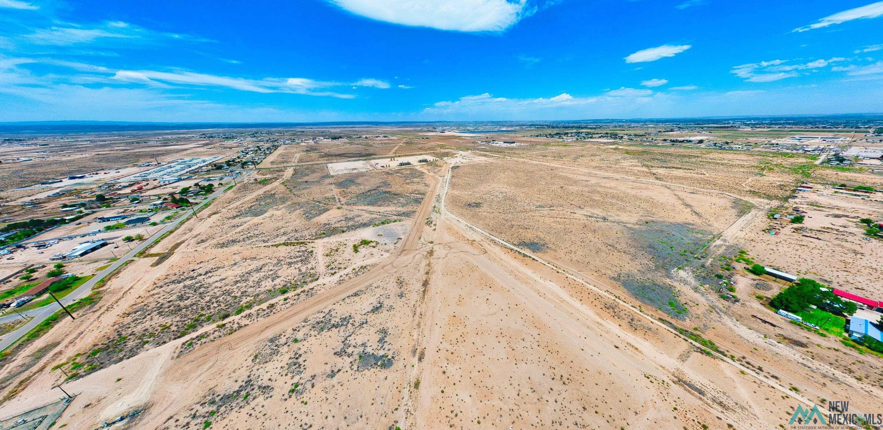 200 East Harkness Road Carlsbad, NM 88220 - Photo 6 of 17 Gallery Image 6