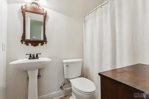 $390,000 | 6296 Tezcuco Court, Gonzales, LA 70737