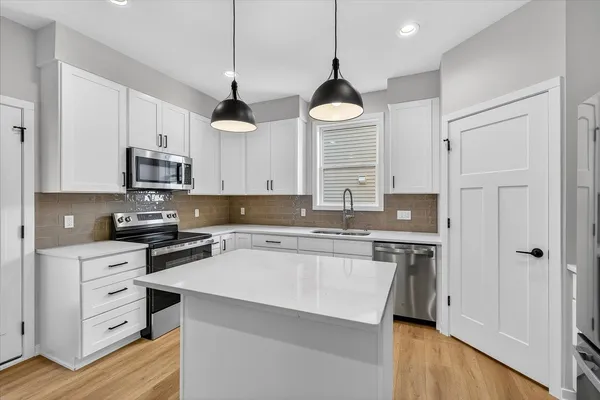 $499,900 | 2809 Crinkle Root Drive, Fitchburg, WI 53711