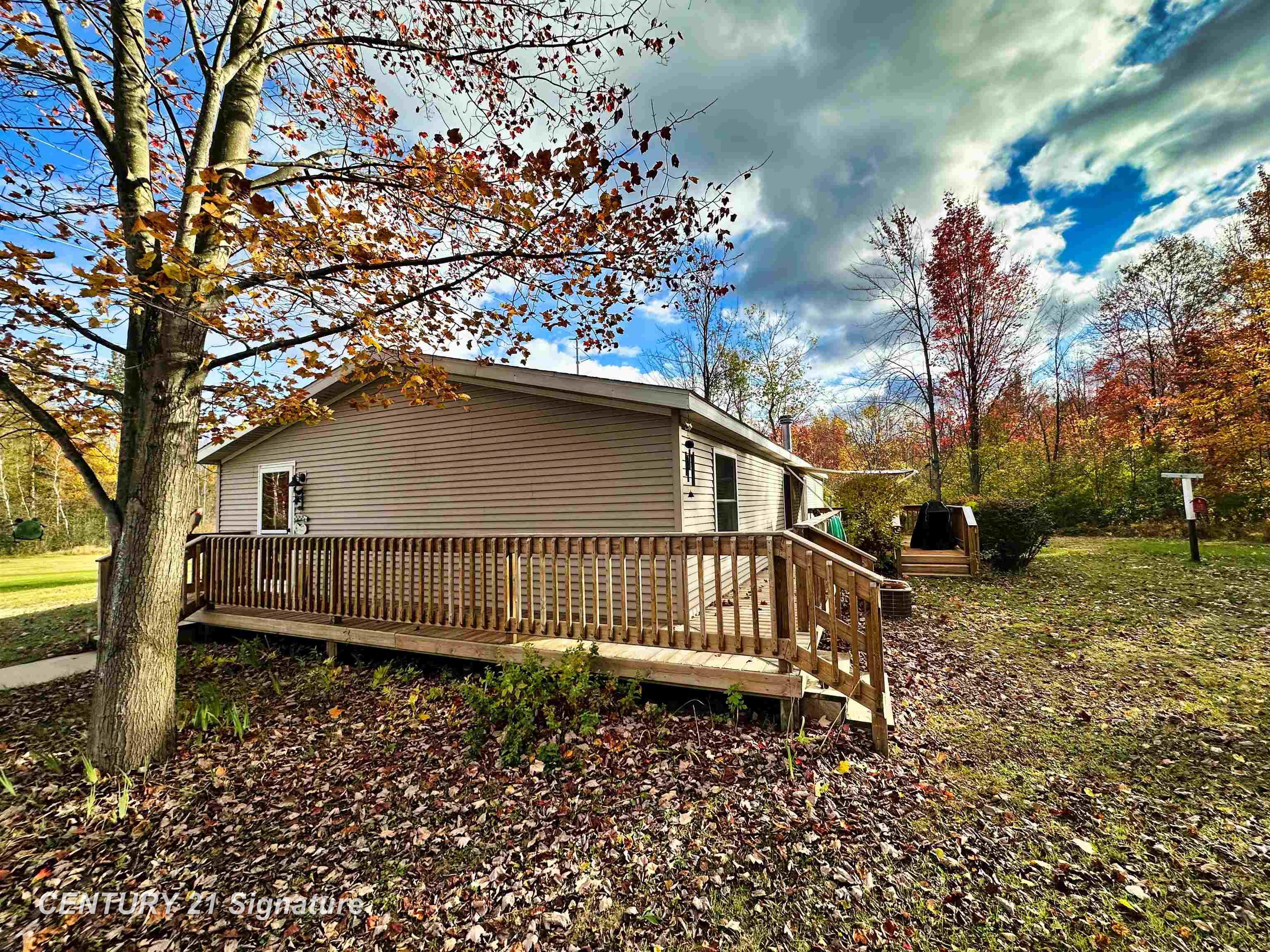 6719 North Coleman Road Coleman, MI 48618 - Photo 2 of 43 Gallery Image 2