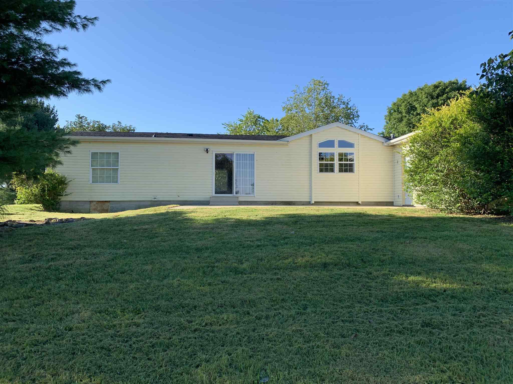 1067 East Oolitic Road Bedford, IN 47421 - Photo 2 of 19