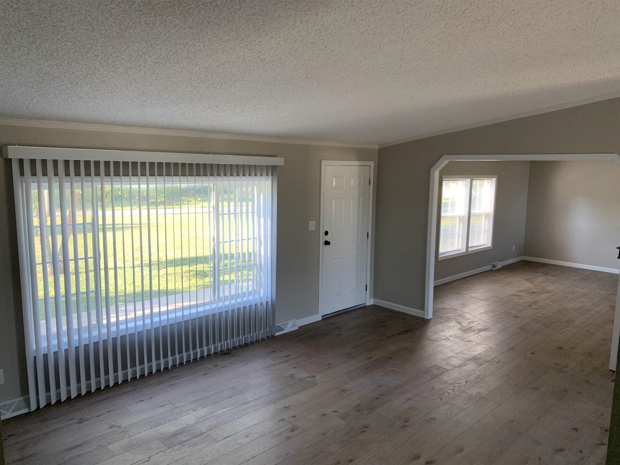 1067 East Oolitic Road Bedford, IN 47421 - Photo 4 of 19