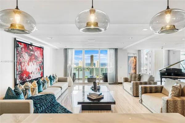 $3,840,000 | 3301 Northeast 183rd Street, Unit PH3007/3008, Aventura, FL 33160