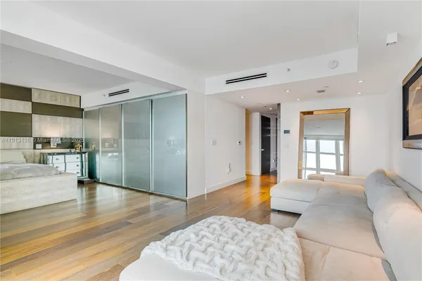 $3,840,000 | 3301 Northeast 183rd Street, Unit PH3007/3008, Aventura, FL 33160