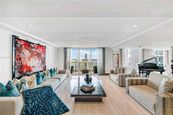 $3,840,000 | 3301 Northeast 183rd Street, Unit PH3007/3008, Aventura, FL 33160