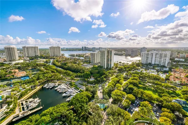$3,840,000 | 3301 Northeast 183rd Street, Unit PH3007/3008, Aventura, FL 33160