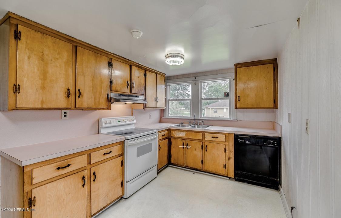 4802 Jones Road Jacksonville, FL 32219 - Photo 7 of 14 F2E7E823-9BF8-43E3-A48C-B94C937597EF