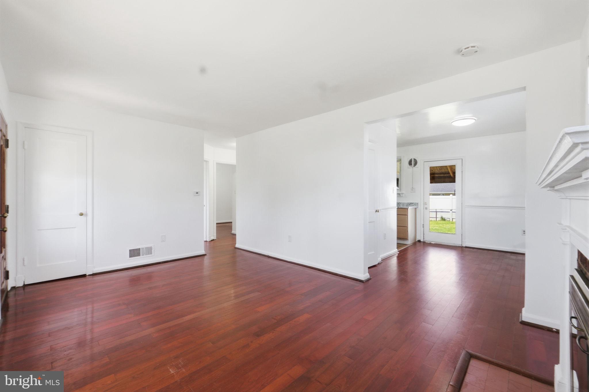 4003 Randolph Road Silver Spring, MD 20902 - Photo 8 of 30 Spacious, sunlit open layout.