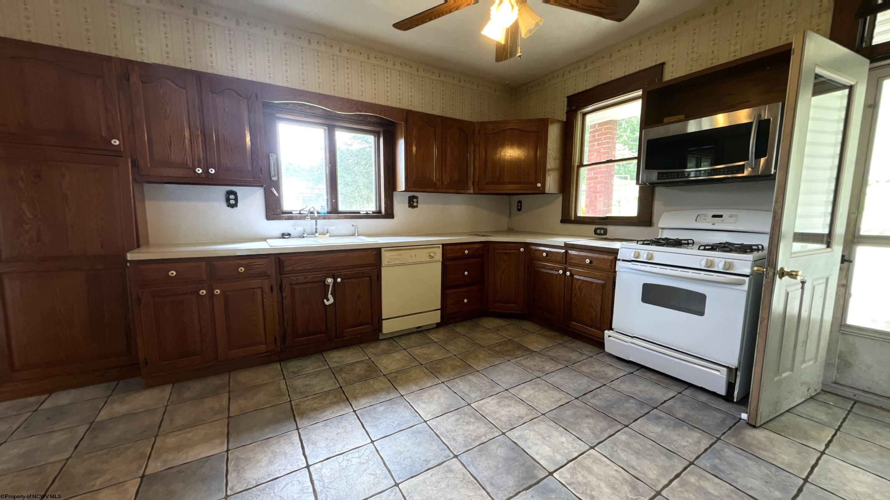 172 Haymond Road Grafton, WV 26354 - Photo 15 of 30 Gallery Image 15